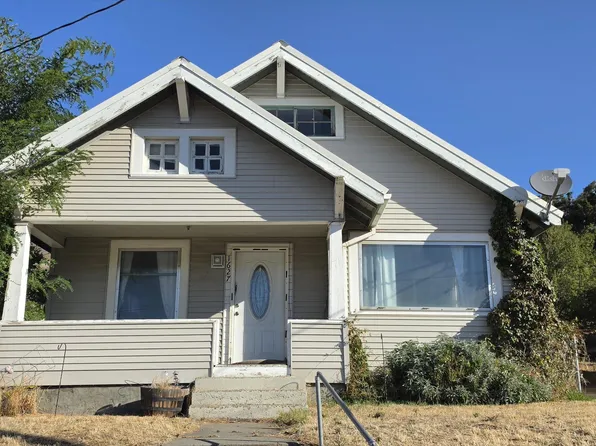 1627 Main St, Pomeroy, WA 99347