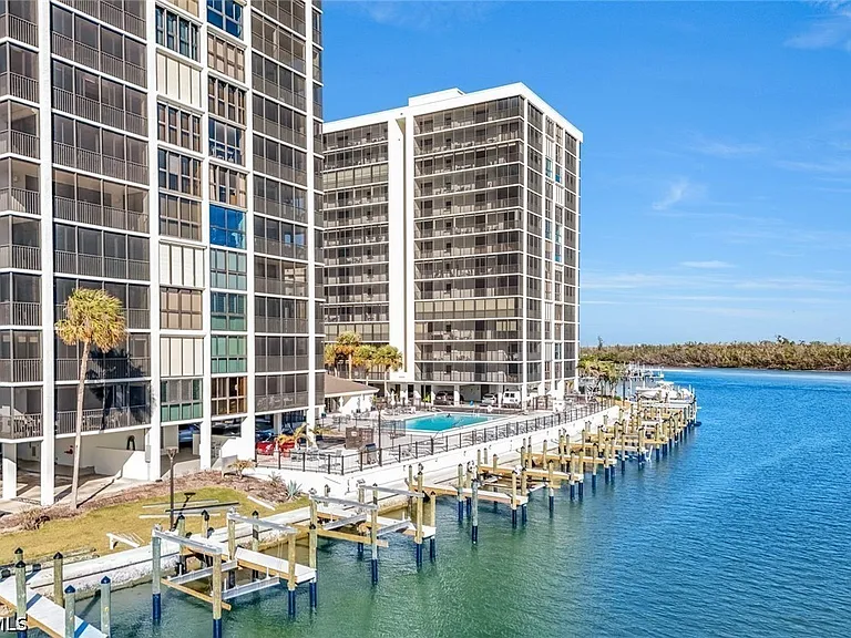 26235 Hickory Blvd #7C — Photo 32
