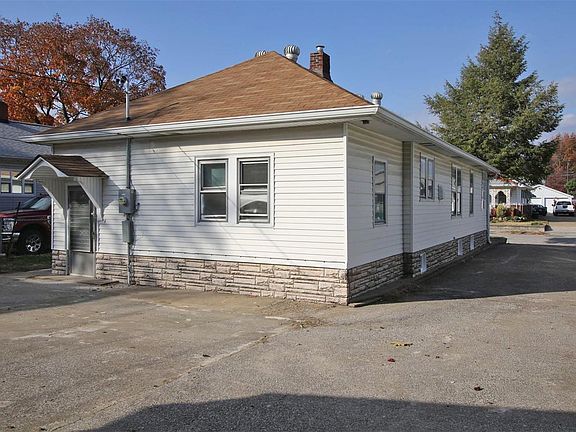 5th image of 220 E Jennings Ave