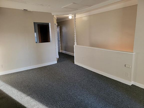 31 S Highland Ave 2nd floor