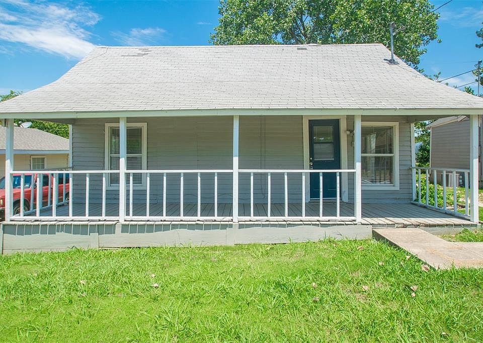1st image of 510 Bluebonnet St