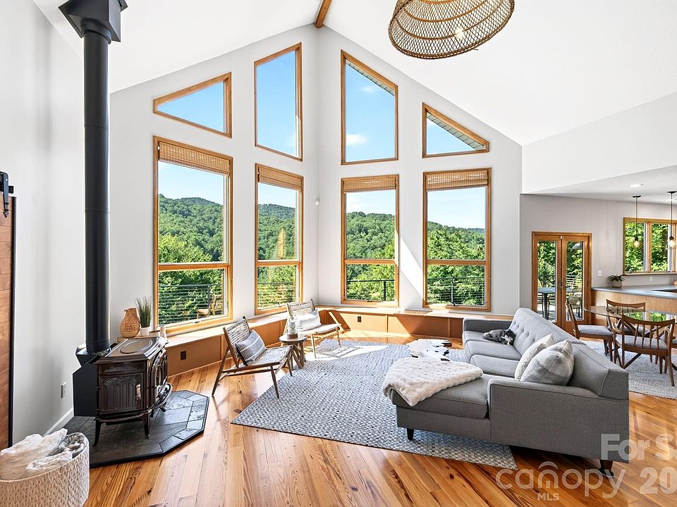 1st image of 9 Bees Mountain Dr