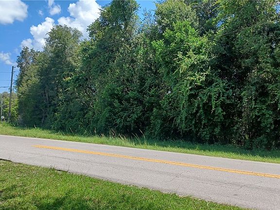 4th image of 4015 E Shorewood Dr