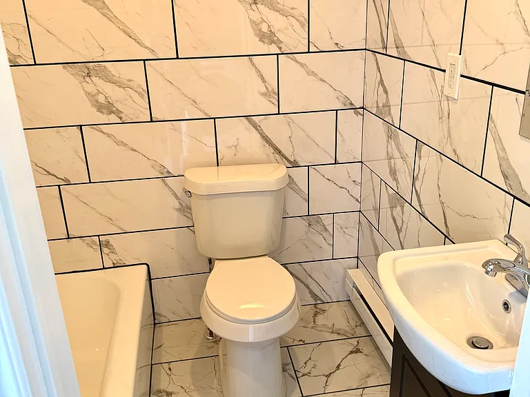 112 Old Glenwood Rd #1 — Photo 5