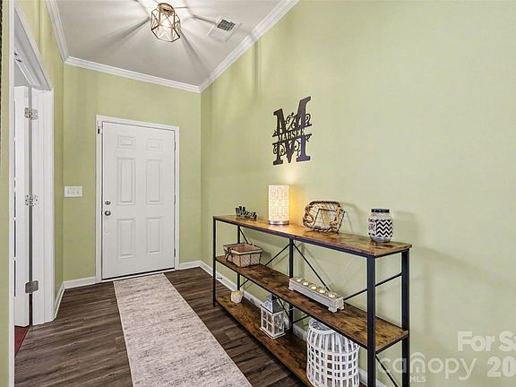 3rd image of 1571 Loggerhead Dr