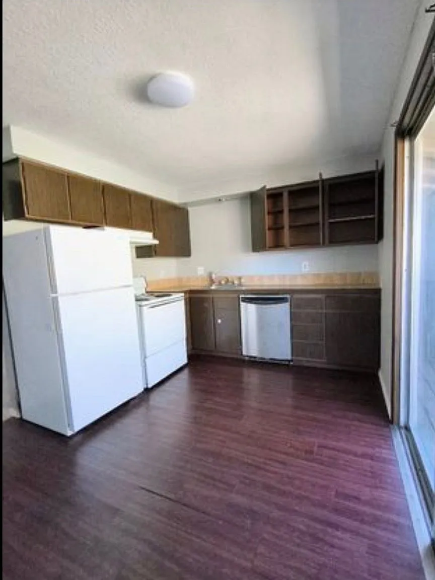 2 Bed 1 bath Apartment at the heart of Roseburg near to schools and hospitals — Photo 3