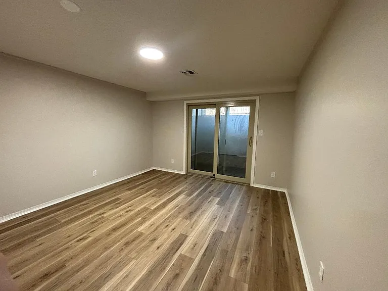 4705 N Derek Ct — Photo 20