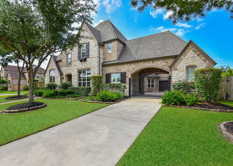 1st image of 27503 Hurston Glen Ln