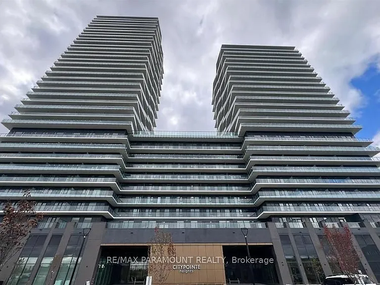 15 Skyridge Dr #414 — Photo 1
