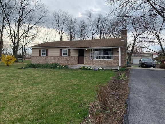 2nd image of 2110 Sand Hill Rd