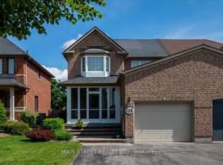128 Tunbridge Rd, Barrie, ON L4M6S2