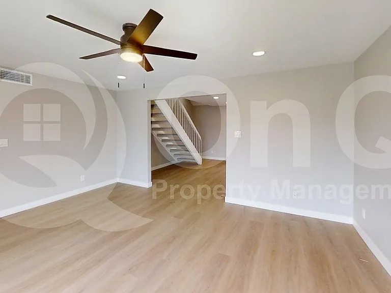 9459 N 64th Dr — Photo 5
