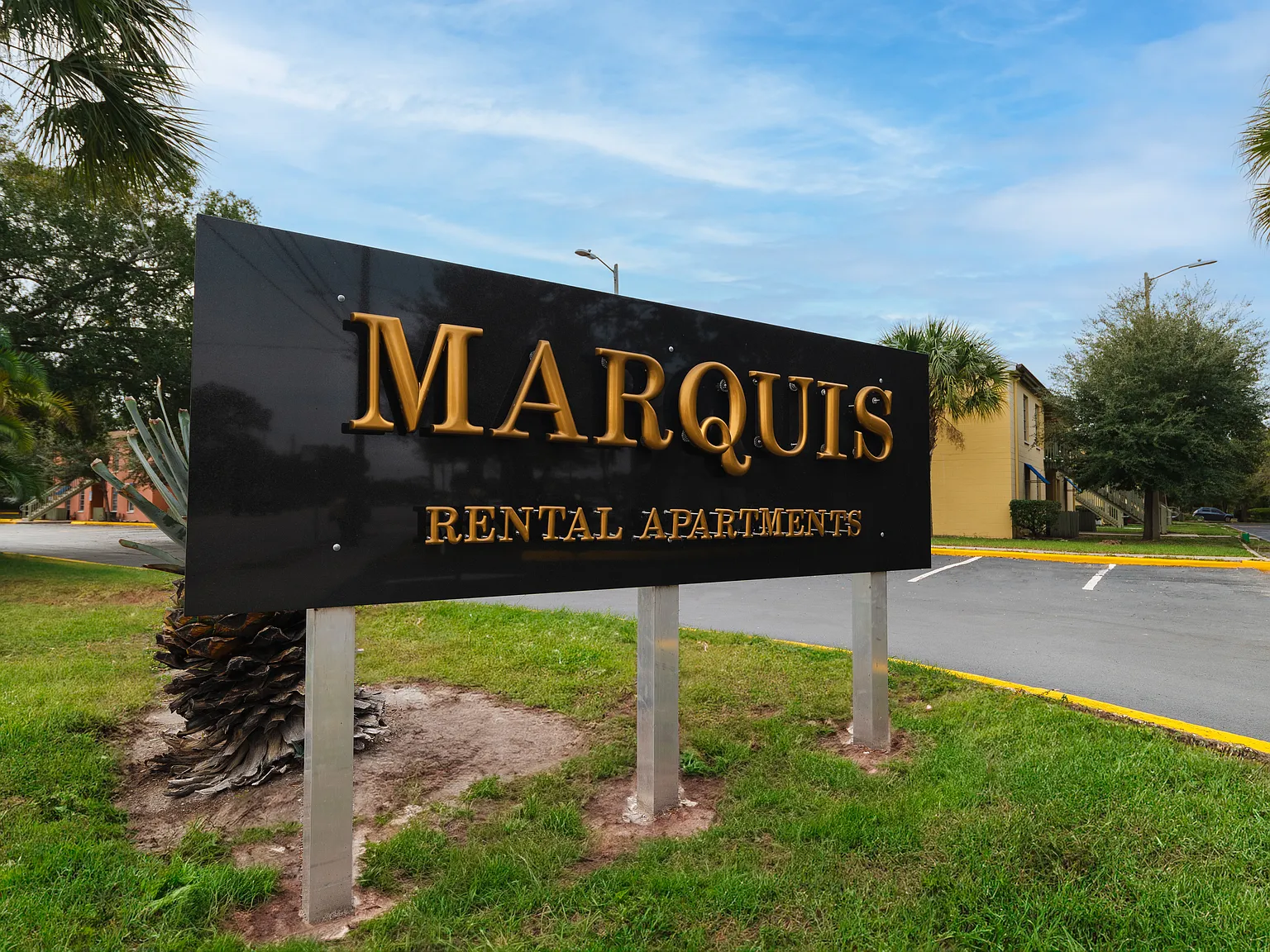 1 bed, 700 sqft, $1,430 — Photo 1