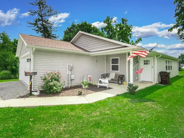 109 E South St, West Union, OH 45693