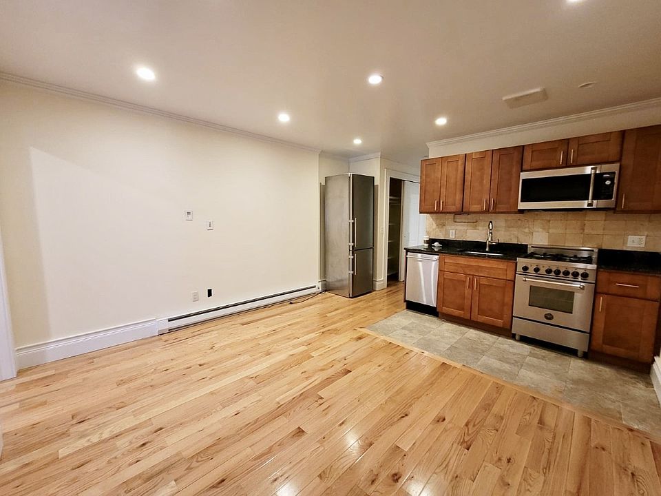 1st image of 146 E 35th St APT 5D