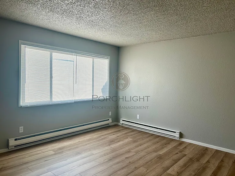 3435 Redwood Ave #5 — Photo 11
