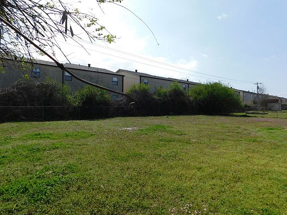 2nd image of 2906 Kendall Ave