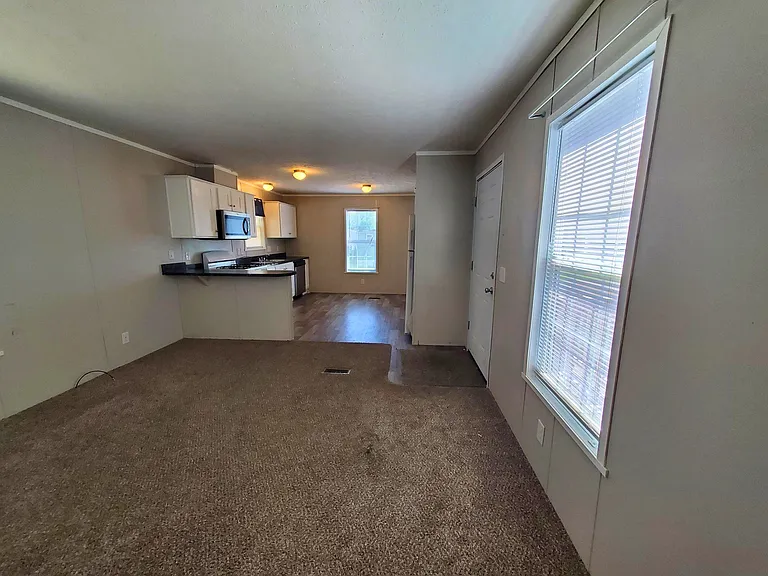23 Canal Dr #300-023 — Photo 6
