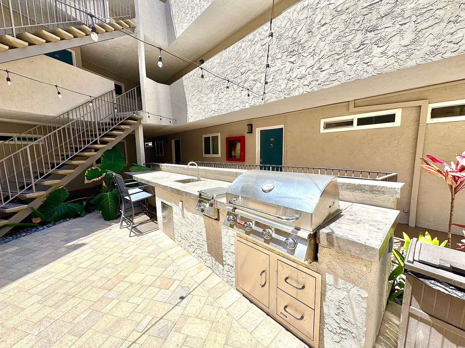 Marina View Terrace — Photo 4