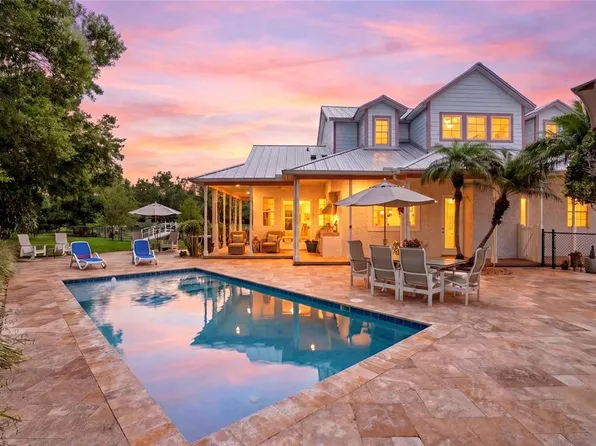 13227 110th Ave, Largo, FL 33774