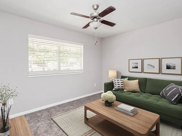 The Ellis Apartments — Photo 9