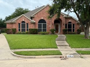 405 Love Bird Ln, Murphy, TX 75094