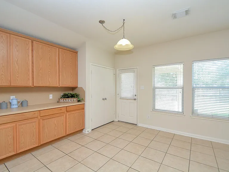 15318 Marlowe Grove Dr — Photo 16