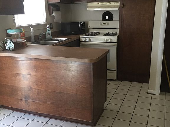 3rd image of 33793 Lacrosse St