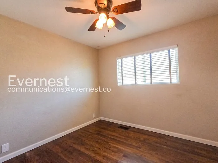 226 Columbine Ct — Photo 10