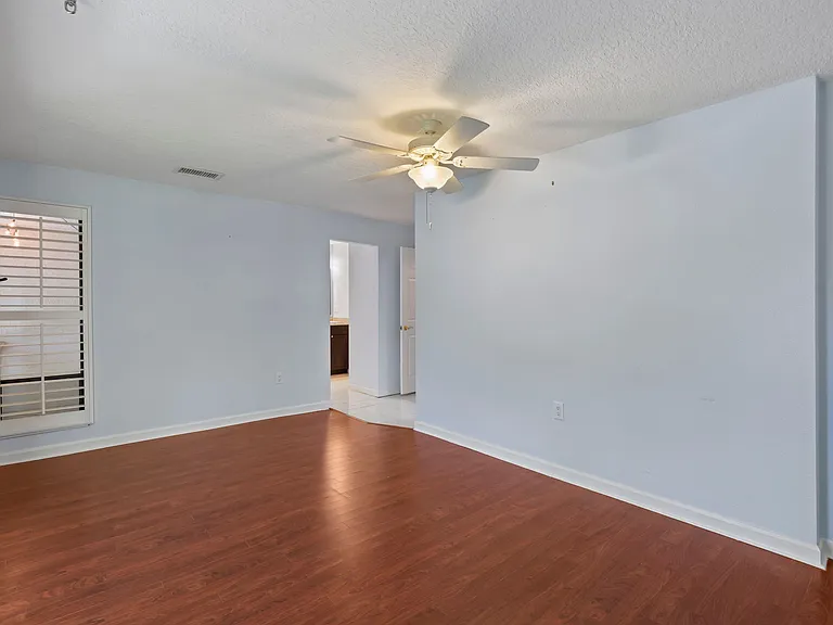 485 Westlake Blvd #70 — Photo 11