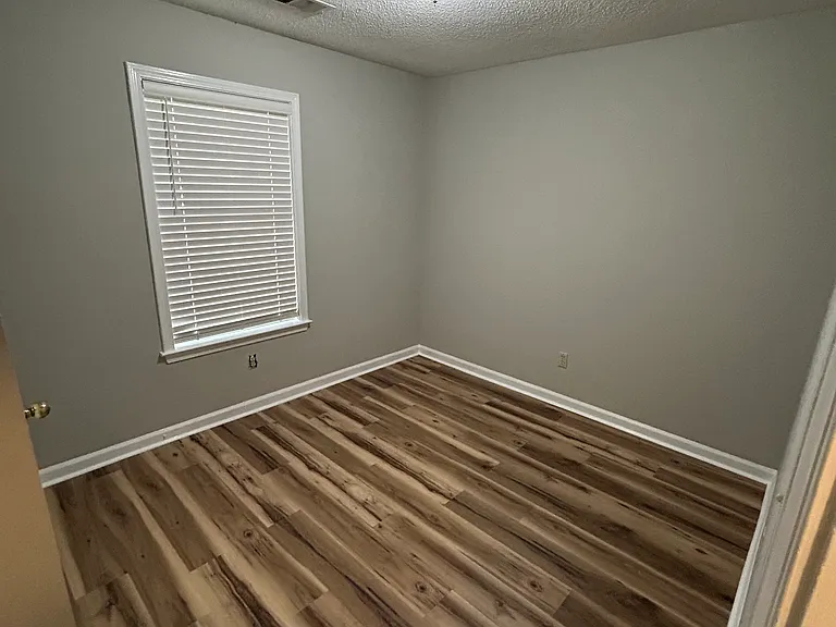 7114 Goodman Ridge Dr — Photo 10