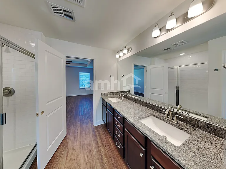6192 Bridlewood Ln — Photo 13