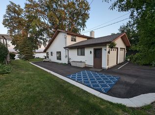 37853 N Douglas Ln, Lake Villa, IL 60046