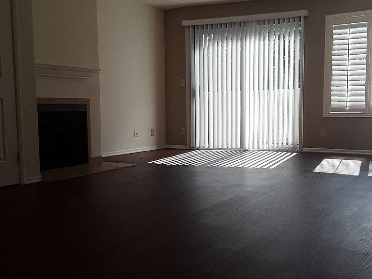 Terrace Trousdale Apartments — Photo 32