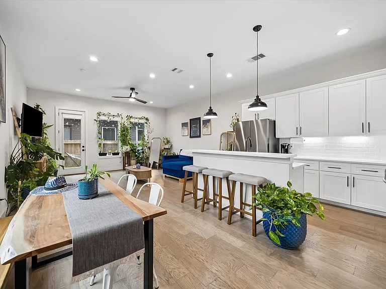 2625 Paul Quinn St #B — Photo 10