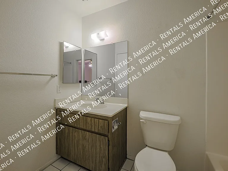317 W Hononegh Dr #5 — Photo 18