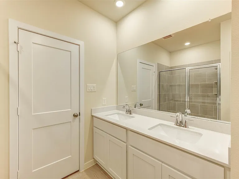 21526 George Wayne Way — Photo 33