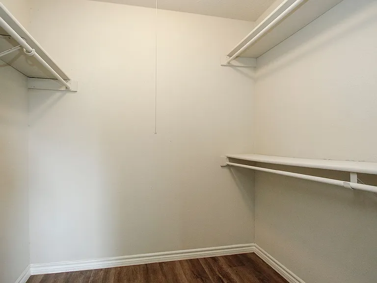 17626 Bullis Gap Dr — Photo 14