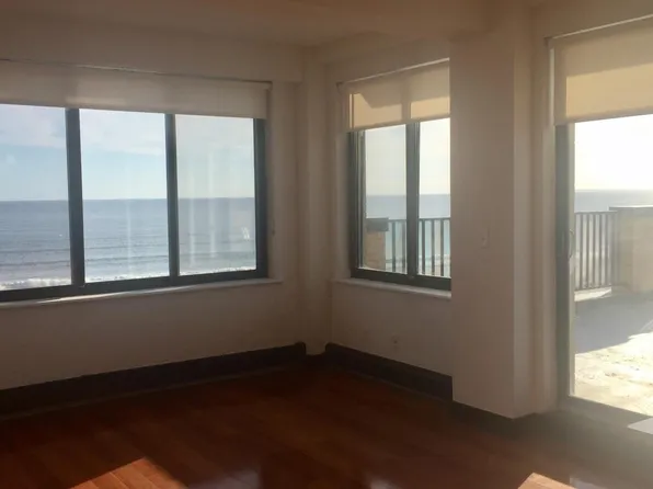 (undisclosed Address), Far Rockaway, NY 11691