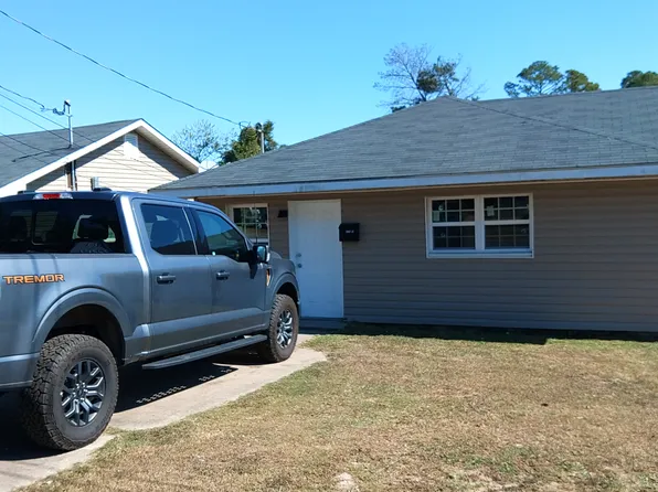 608A Mike St, Vidalia, GA 30474