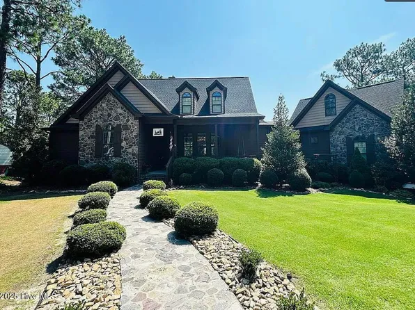 545 Central Drive, Southern Pines, NC 28387