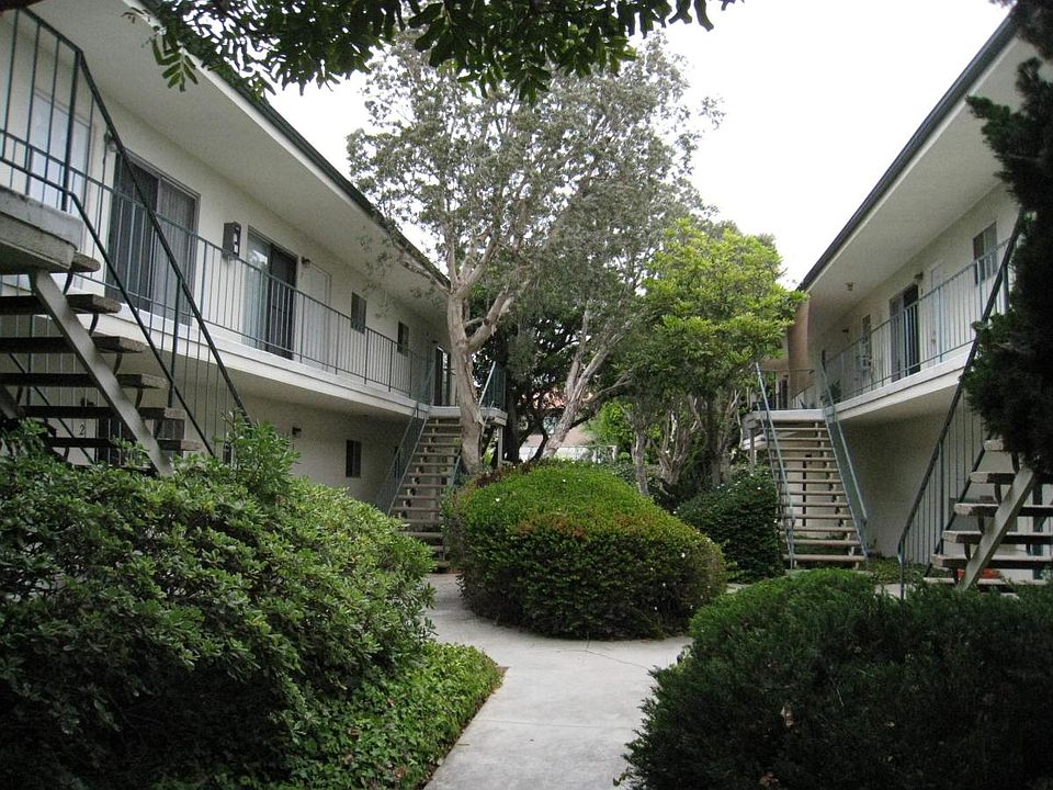 1st image of 1555 Artesia Blvd