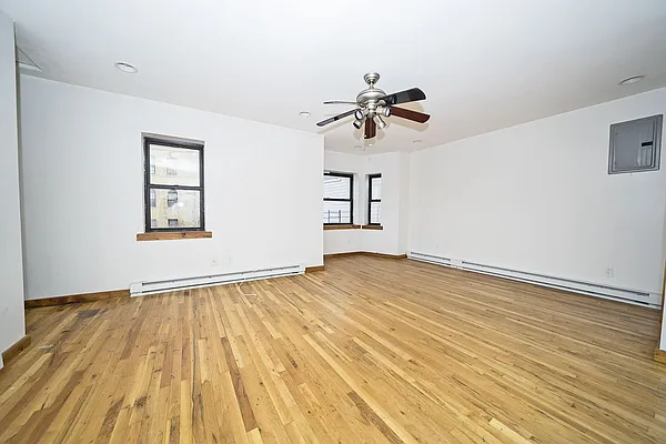 Rented by Level Group | media 4