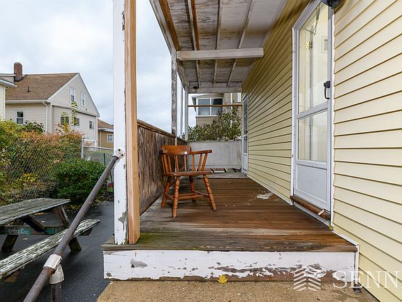 44 Chetwynd Rd. #1 Somerville Unit Photo 8