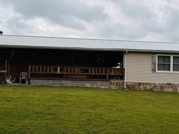 2524 Young Rd, Soddy Daisy, TN 37379