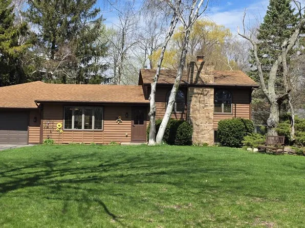 2012 Creek Ridge DRIVE, Racine, WI 53402