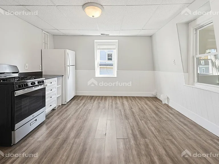 17 Wachusett St #3 — Photo 15