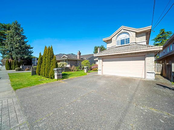 2nd image of 8671 Saunders Rd