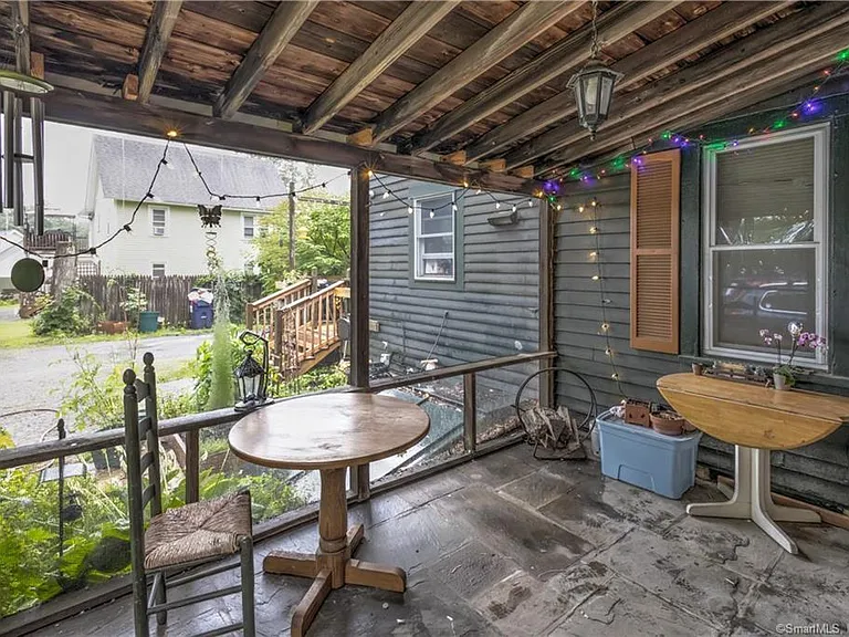38 Hawleyville Rd — Photo 8