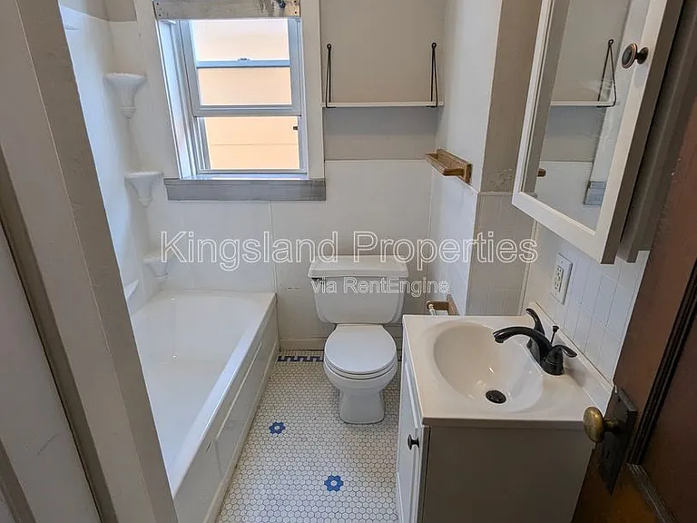4725 Ray Ave #1 — Photo 8